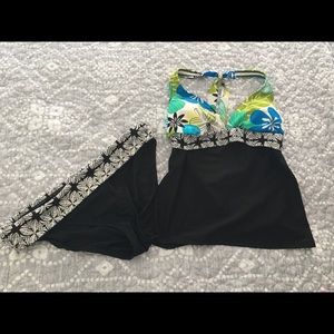 Black and Multi-color Tankini